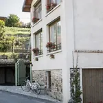 Bed & Breakfast Lambroriver 3*